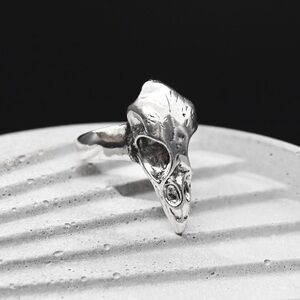 Raven Skull Ring